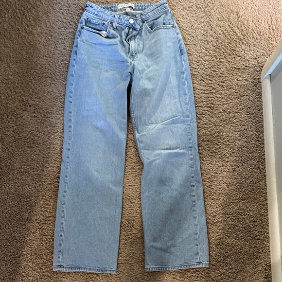 Abercrombie & Fitch Light Blue Straight Leg Jeans - Picture 1 of 3